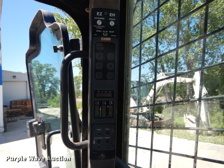 image for item DH4459 2014 Case SV250  skid steer loader