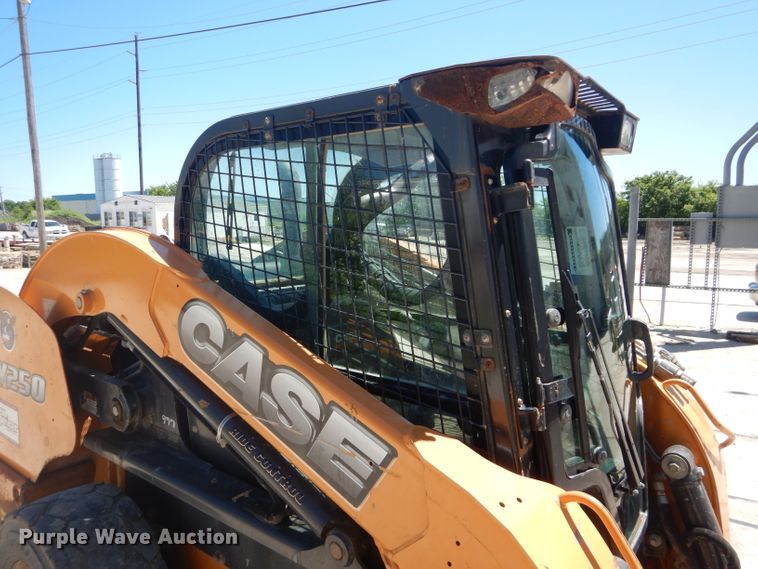 image for item DH4459 2014 Case SV250  skid steer loader