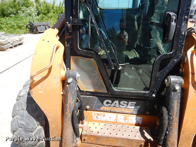 image for item DH4459 2014 Case SV250  skid steer loader