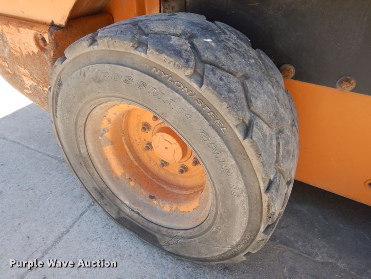 image for item DH4459 2014 Case SV250  skid steer loader