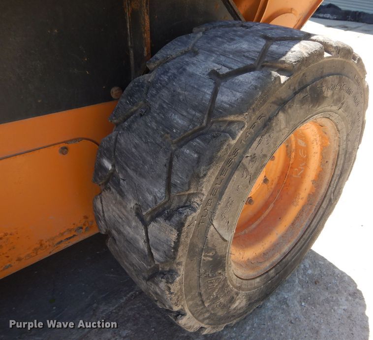 image for item DH4459 2014 Case SV250  skid steer loader