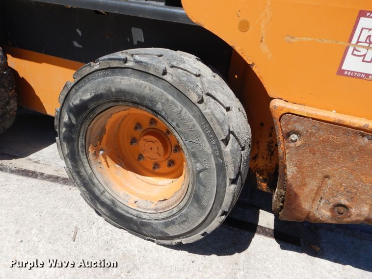 image for item DH4459 2014 Case SV250  skid steer loader