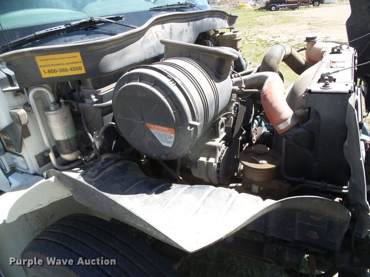 image for item DH4903 2006 International 4200 crane truck