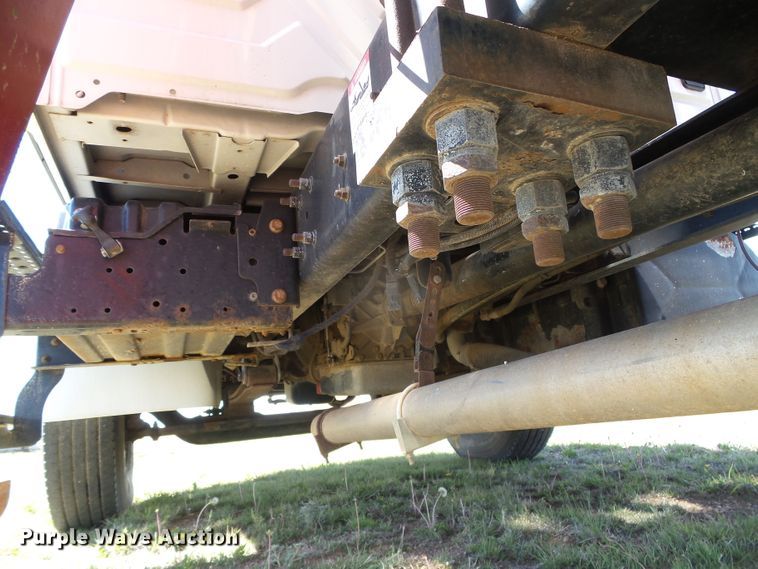 image for item DH4903 2006 International 4200 crane truck