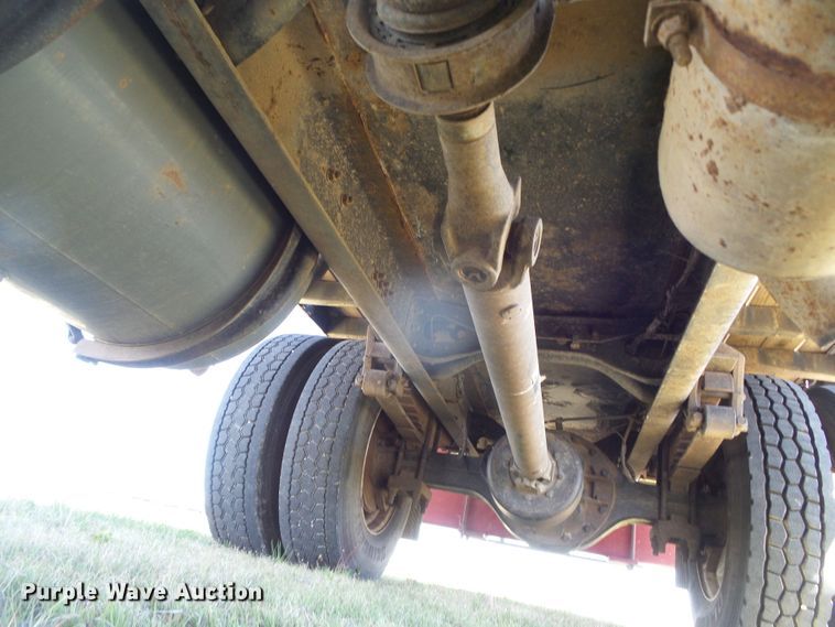 image for item DH4903 2006 International 4200 crane truck