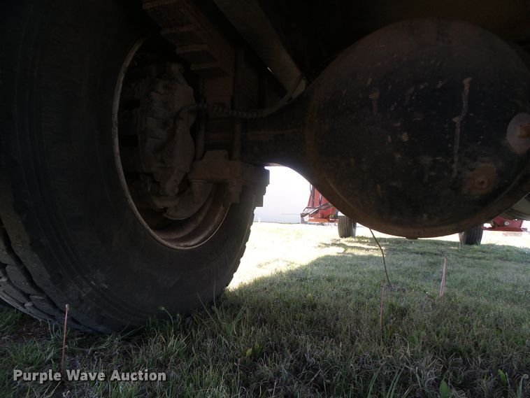 image for item DH4903 2006 International 4200 crane truck