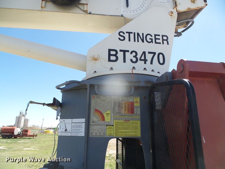 image for item DH4903 2006 International 4200 crane truck