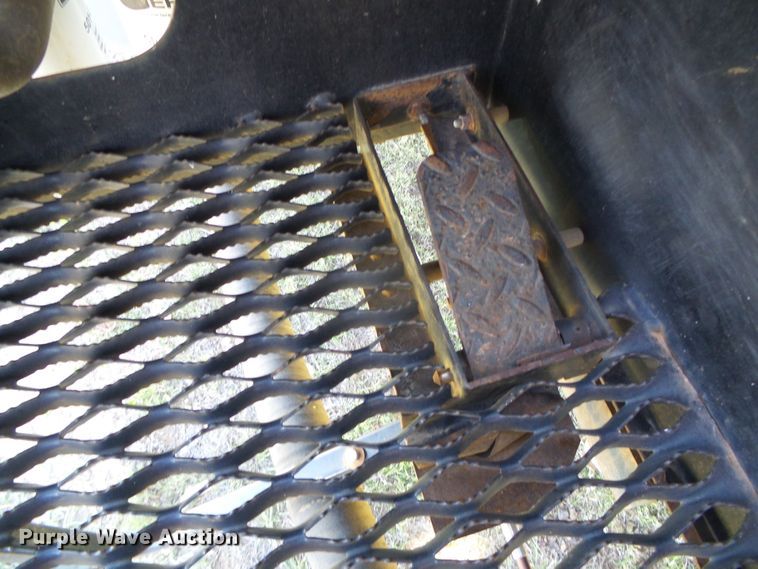 image for item DH4903 2006 International 4200 crane truck