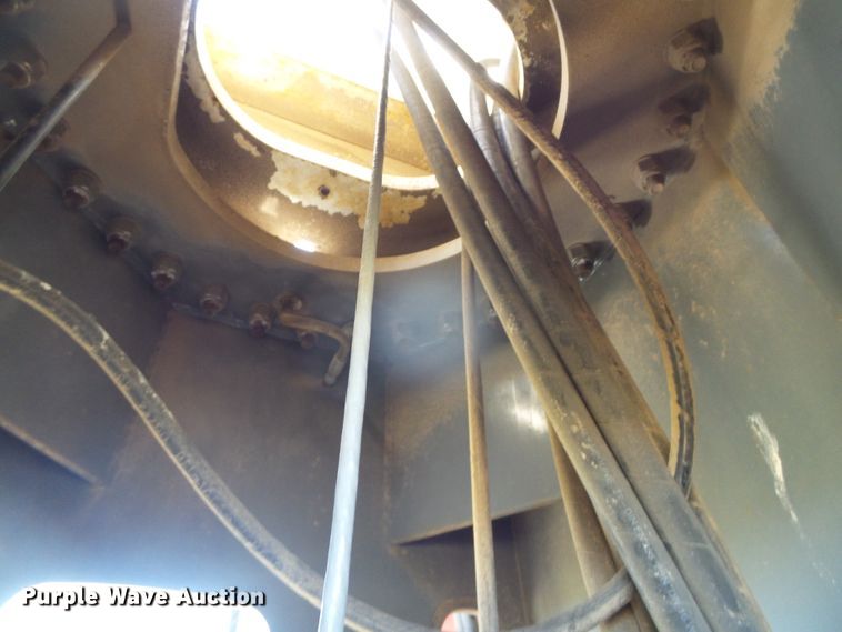 image for item DH4903 2006 International 4200 crane truck