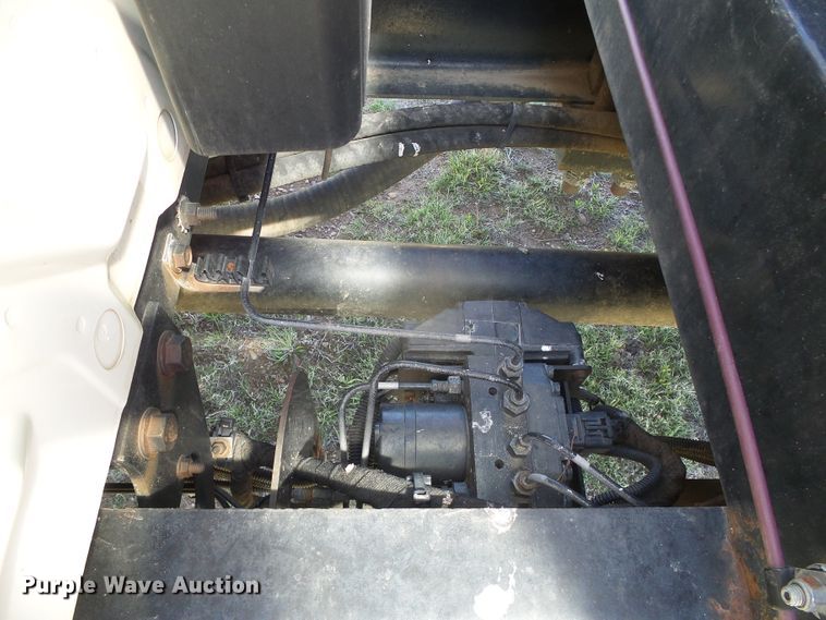 image for item DH4903 2006 International 4200 crane truck