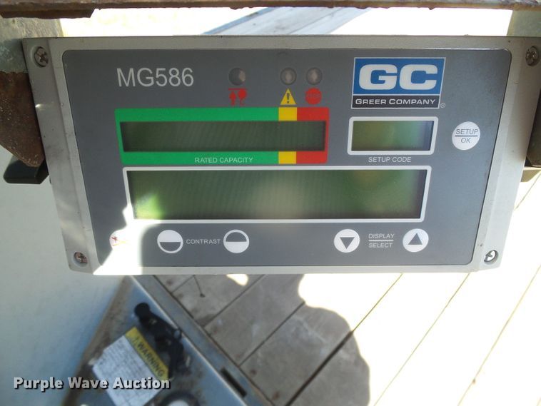 image for item DH4903 2006 International 4200 crane truck