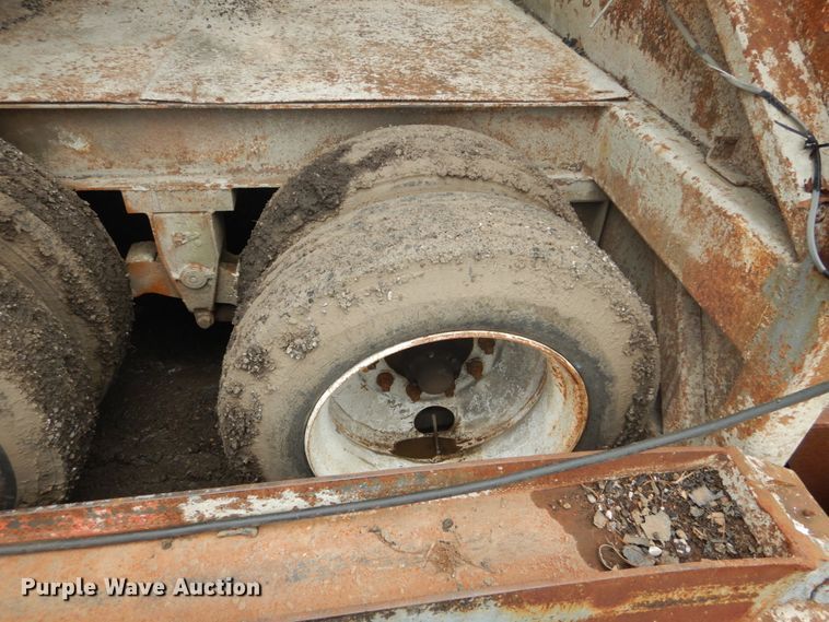 image for item DH5100 Uni-Rover 1048 concrete batch plant