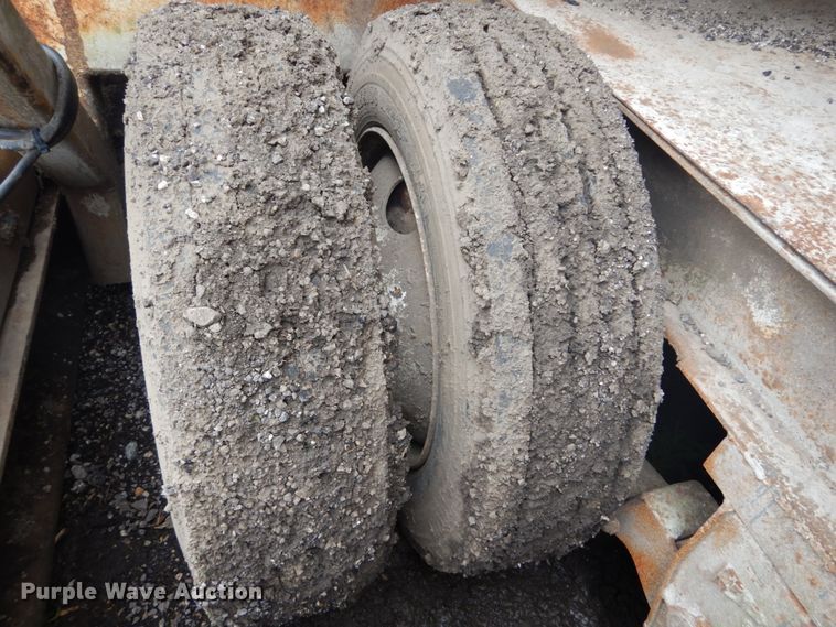 image for item DH5100 Uni-Rover 1048 concrete batch plant