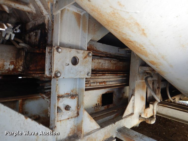 image for item DH5352 Port-a-batch concrete mixer bed