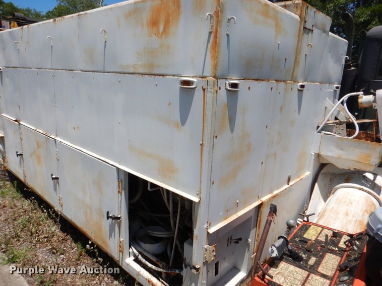 image for item DH5352 Port-a-batch concrete mixer bed