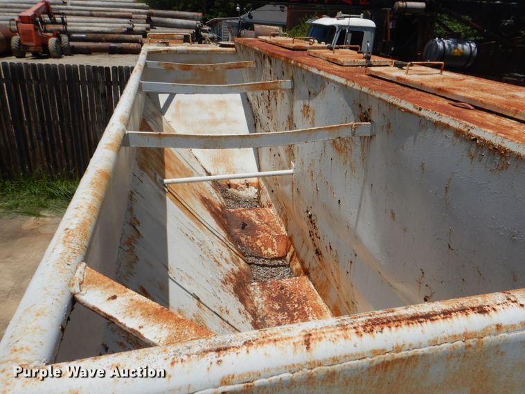 image for item DH5352 Port-a-batch concrete mixer bed