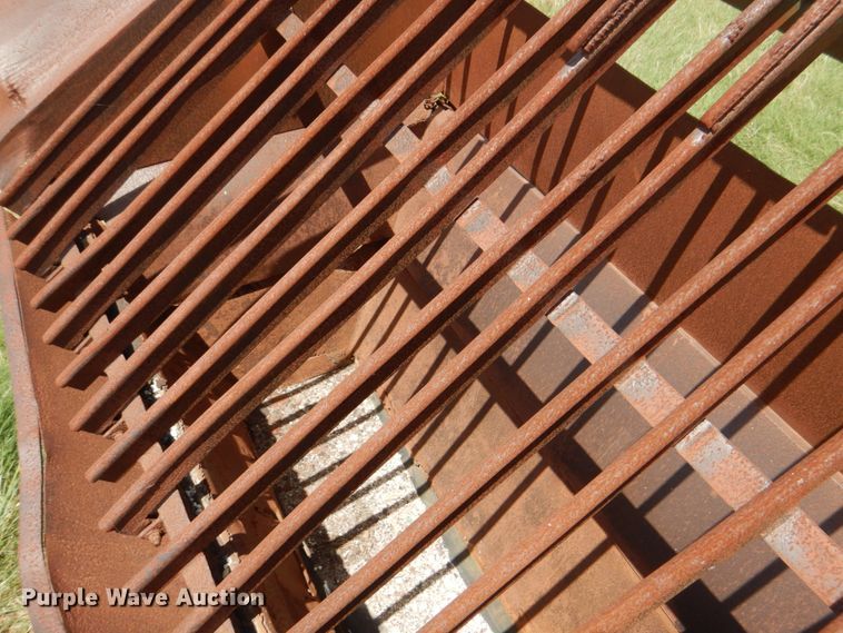 image for item DH5357 1995 Powerscreen MK11  screen