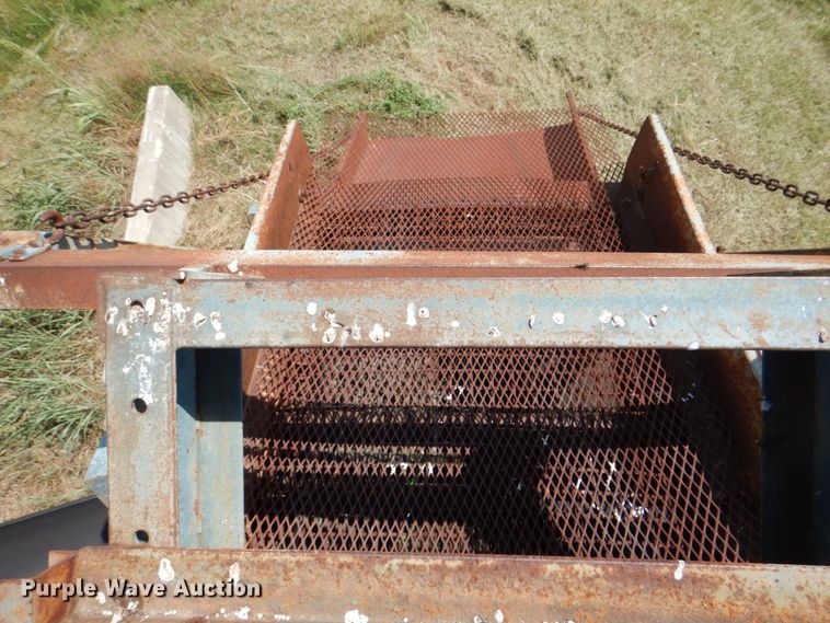 image for item DH5357 1995 Powerscreen MK11  screen