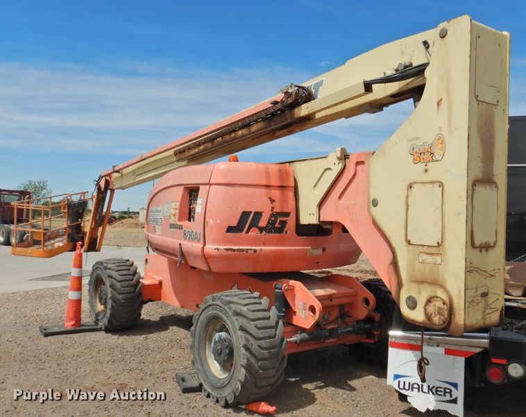 image for item DI0150 2003 JLG 800AJ  boom lift