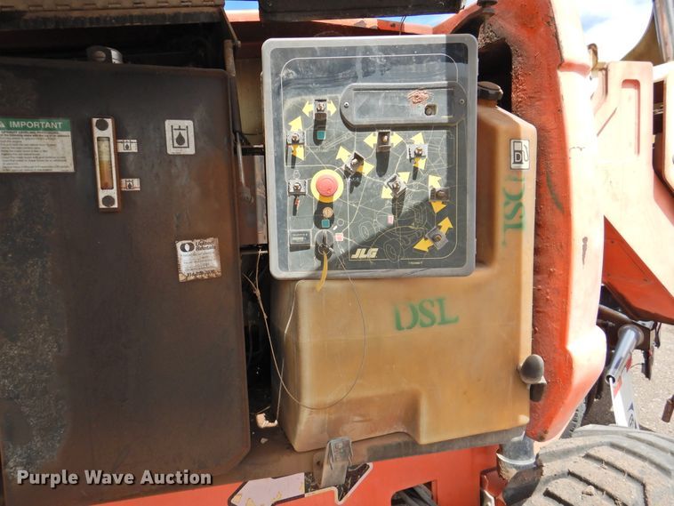 image for item DI0150 2003 JLG 800AJ  boom lift