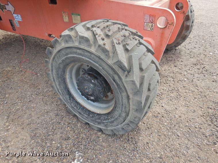 image for item DI0150 2003 JLG 800AJ  boom lift