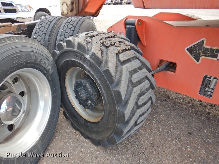 image for item DI0150 2003 JLG 800AJ  boom lift