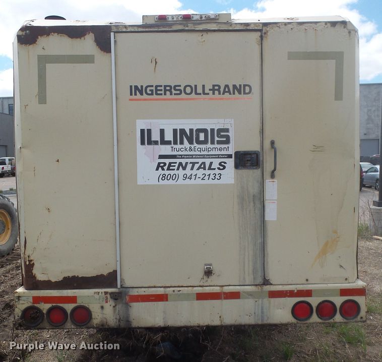 image for item DX9213 1999 Ingersoll Rand 1600  air compressor