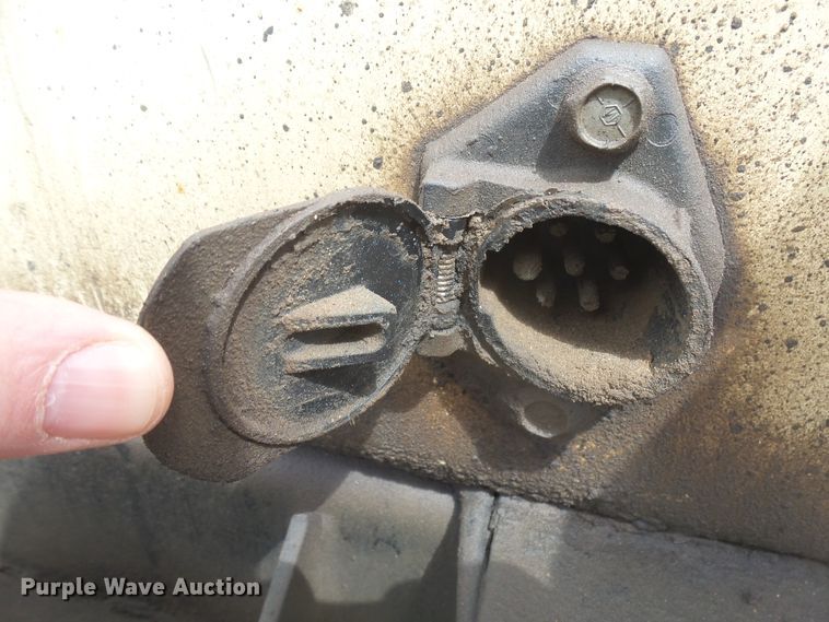 image for item DX9213 1999 Ingersoll Rand 1600  air compressor