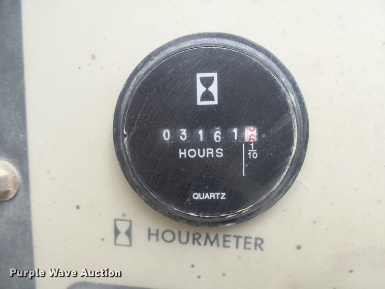 image for item DX9213 1999 Ingersoll Rand 1600  air compressor