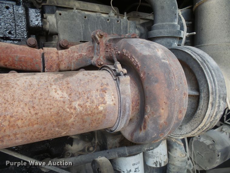 image for item DX9213 1999 Ingersoll Rand 1600  air compressor