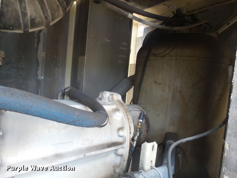 image for item DX9213 1999 Ingersoll Rand 1600  air compressor