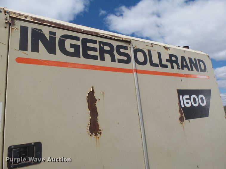 image for item DX9213 1999 Ingersoll Rand 1600  air compressor