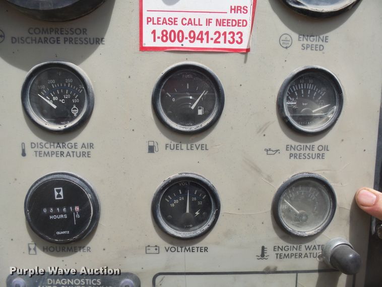 image for item DX9213 1999 Ingersoll Rand 1600  air compressor