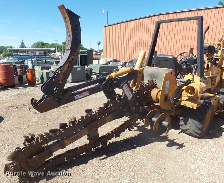 image for item DX9220 2007 Astec RT660  trencher