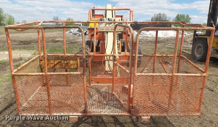 image for item EF9629 1986 JLG 60H  boom lift
