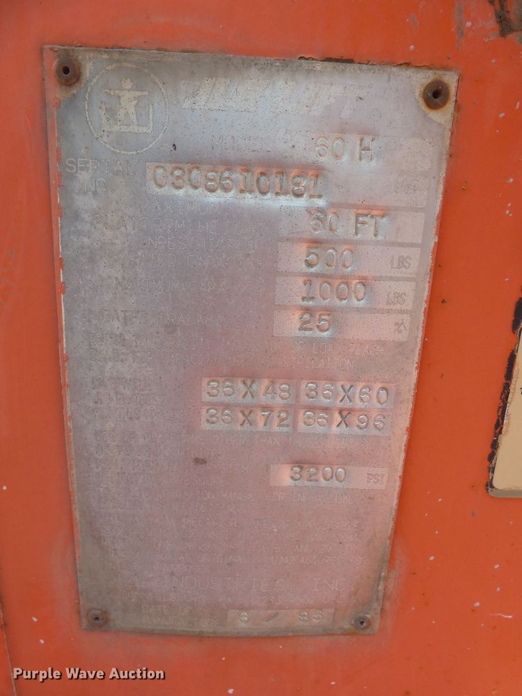 image for item EF9629 1986 JLG 60H  boom lift