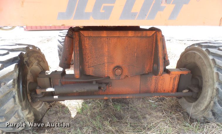 image for item EF9629 1986 JLG 60H  boom lift