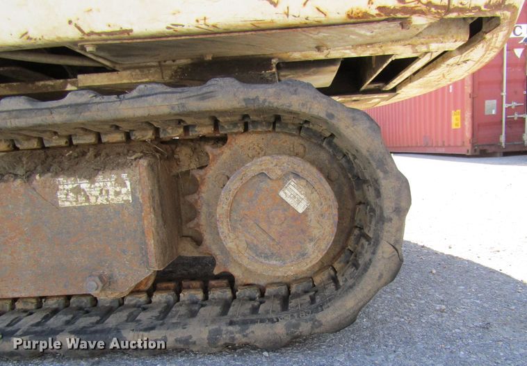 image for item FD9481 2000 Bobcat 331  mini excavator