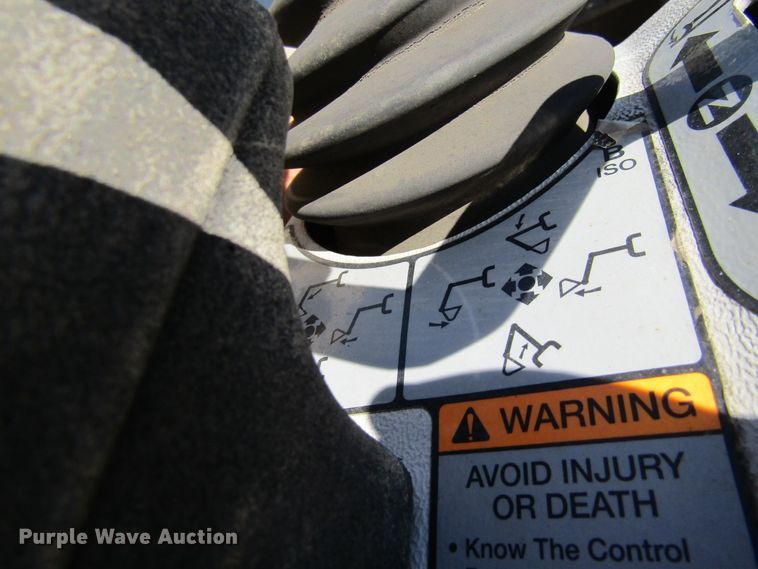 image for item FD9481 2000 Bobcat 331  mini excavator