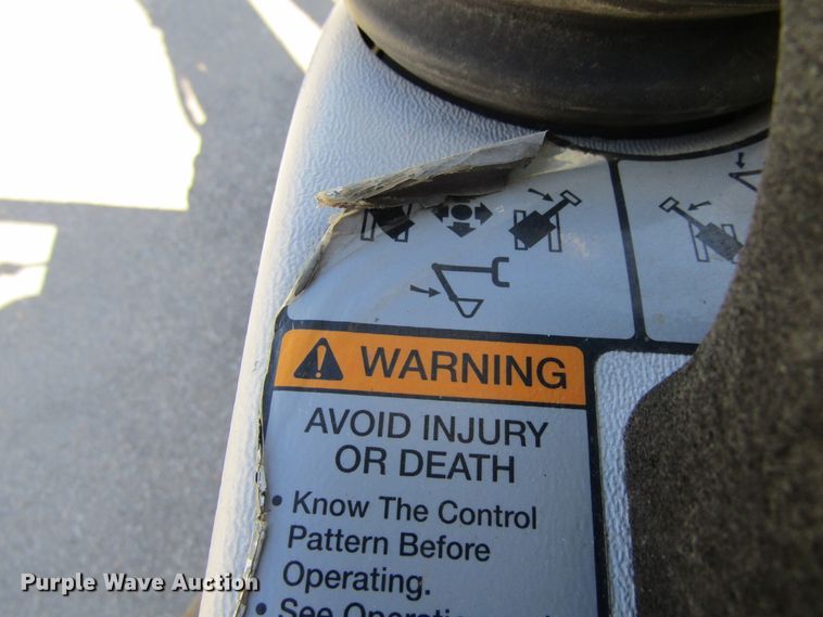 image for item FD9481 2000 Bobcat 331  mini excavator