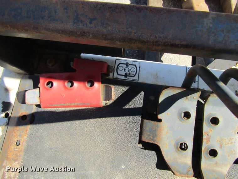 image for item FD9481 2000 Bobcat 331  mini excavator