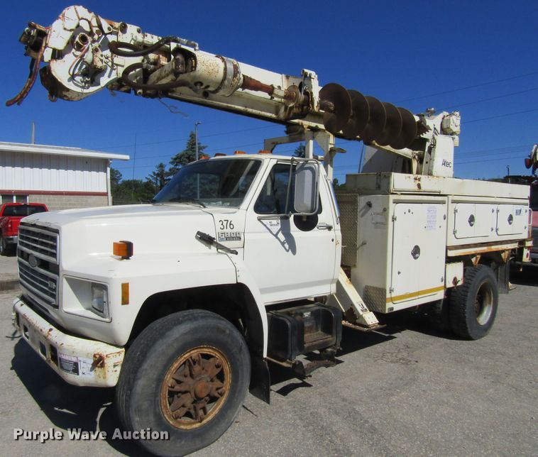 image for item FD9482 1994 Ford F800F  digger derrick truck