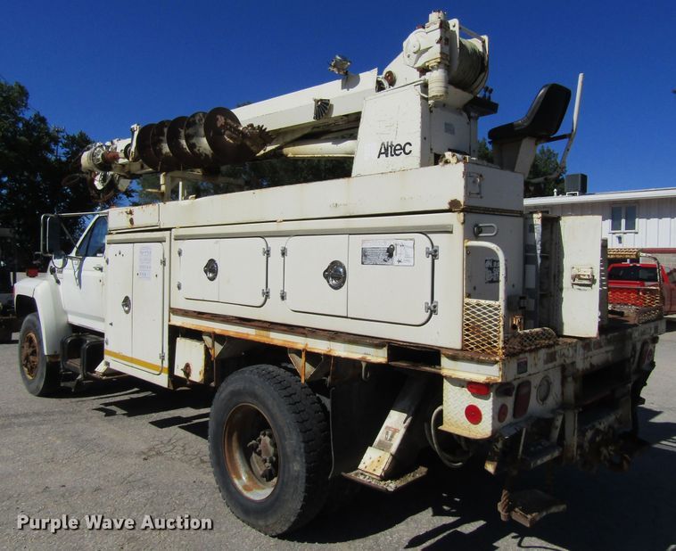 image for item FD9482 1994 Ford F800F  digger derrick truck