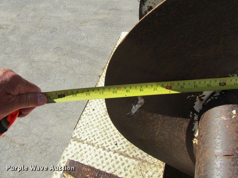 image for item FD9482 1994 Ford F800F  digger derrick truck