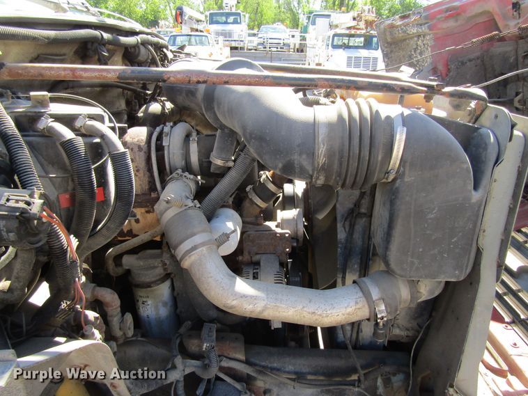 image for item FD9482 1994 Ford F800F  digger derrick truck