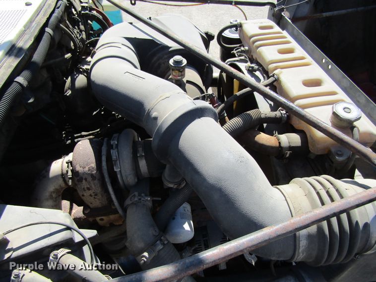 image for item FD9482 1994 Ford F800F  digger derrick truck