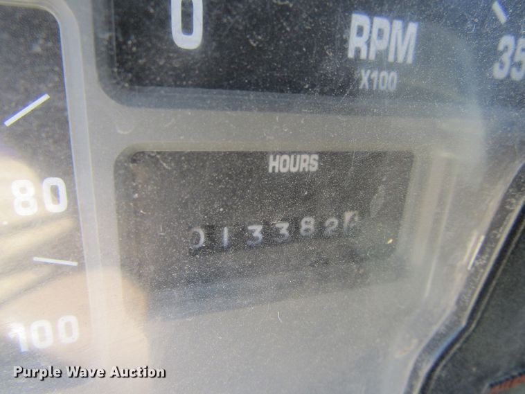 image for item FD9483 1993 International 4700  digger derrick truck