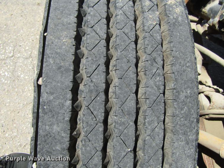 image for item FD9483 1993 International 4700  digger derrick truck