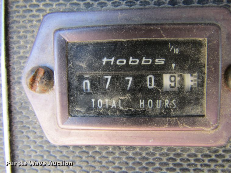 image for item FD9485 1989 Ford F700  bucket truck