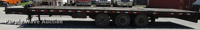 image for item FD9492 2006 PJ Trailer PH303 equipment trailer